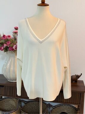 LIV MILANO | Cream V-Neck Sweater | Elegant Rhinestone Trip | Size Large